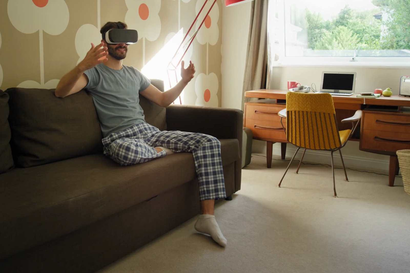 virtual reality glasses in-home use