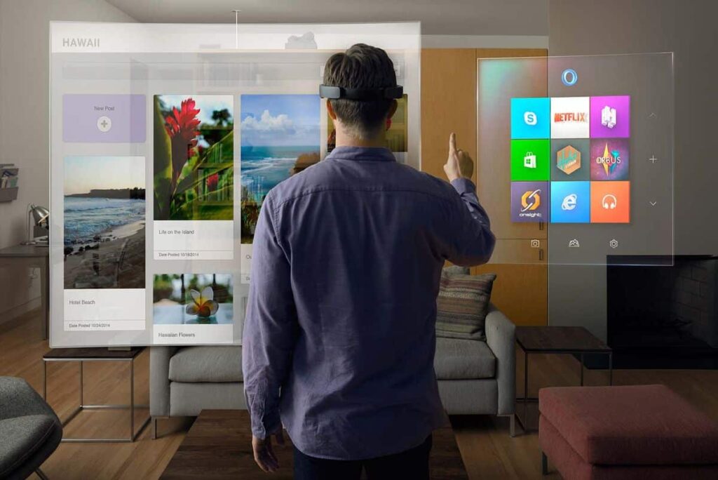 Microsoft HoloLens V1 Developer Edition - Using Skype